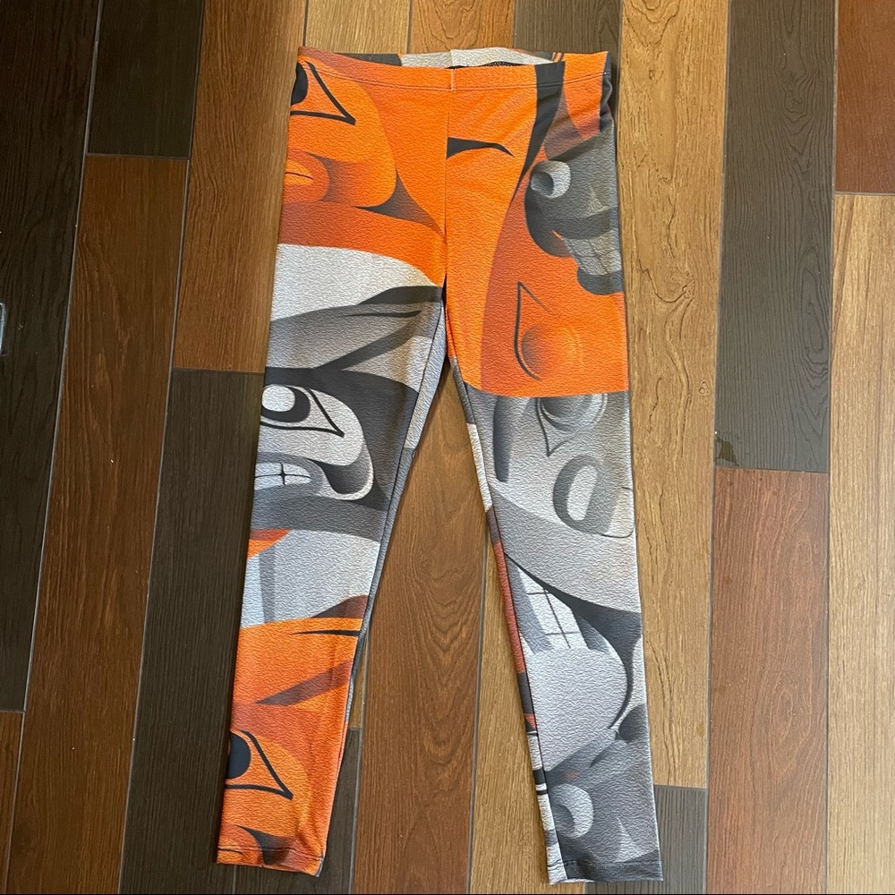 New Alano Edzerza leggings small indigenous